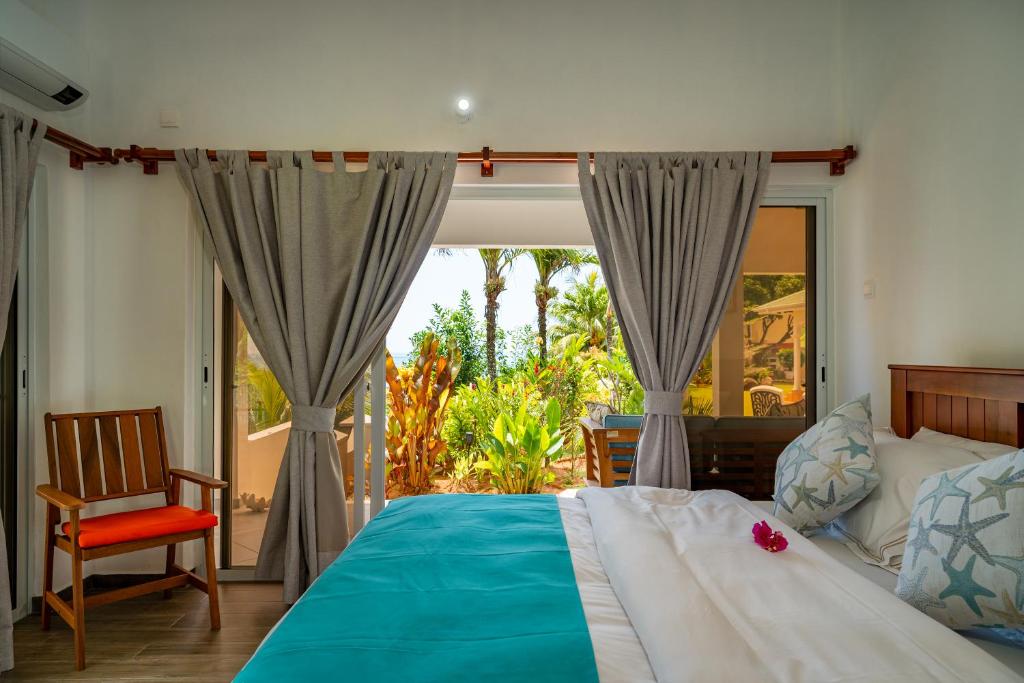 Au Cap Self Catering的園景雙臥室 Villa